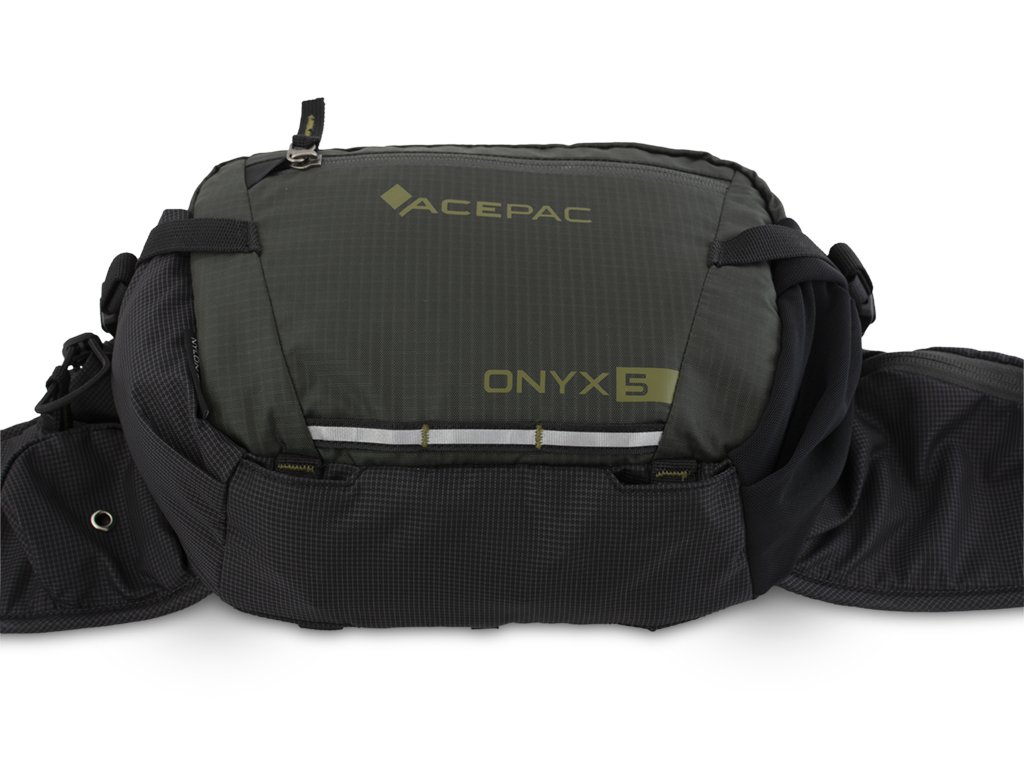 Onyx 5 - Hide strap system