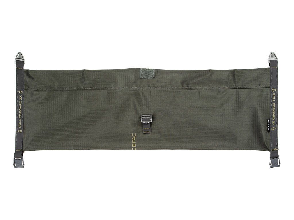 Acepac Bar Drybag MKIII používaný samostatně jako vodotěsný vak na vybavení